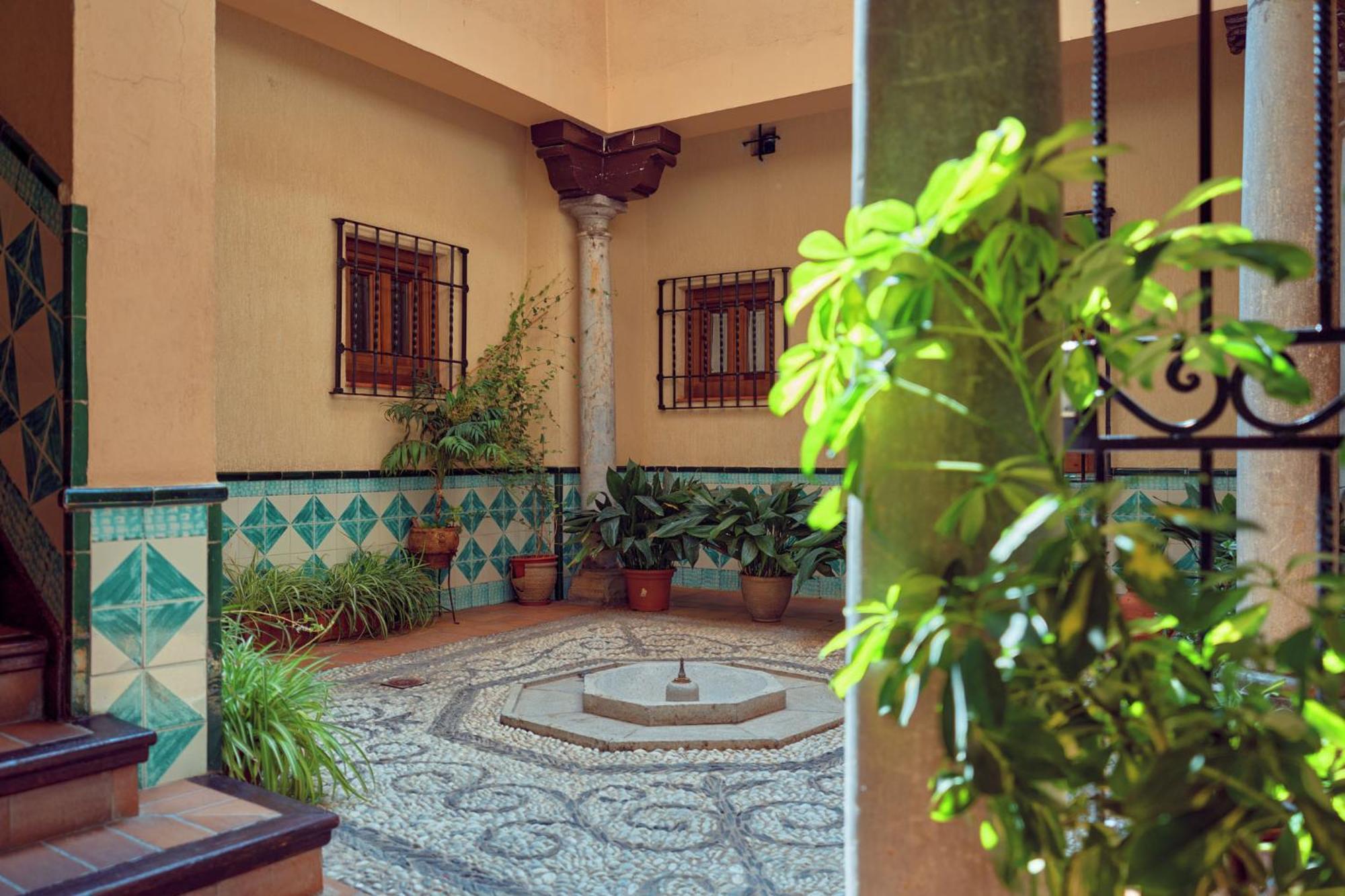 Anali - Hostatel Granada Exterior foto
