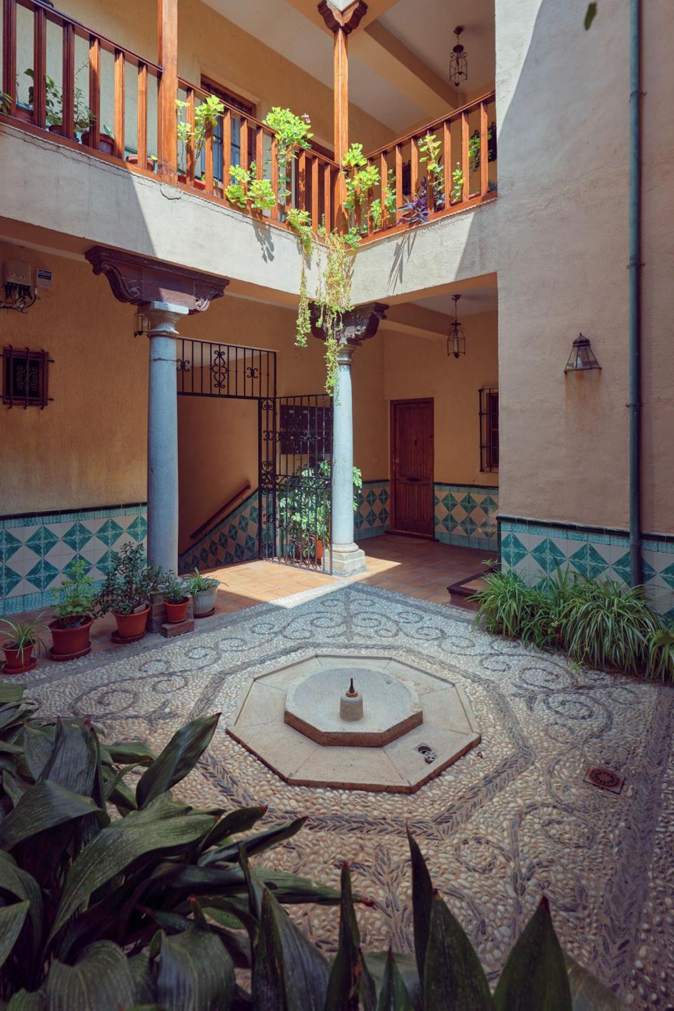 Anali - Hostatel Granada Exterior foto